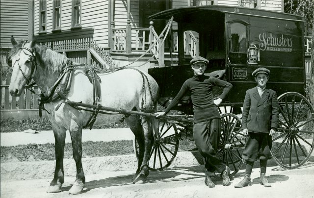 Michael Vogl with horse and carriage, Milwaukee, Wisconsin, 1910?