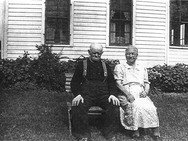 Frank and Emelie Reinke, , Wisconsin, 1937